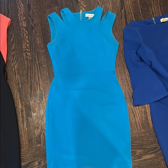 Elegant Blue and Floral Dress Collection - Picture 9 of 10